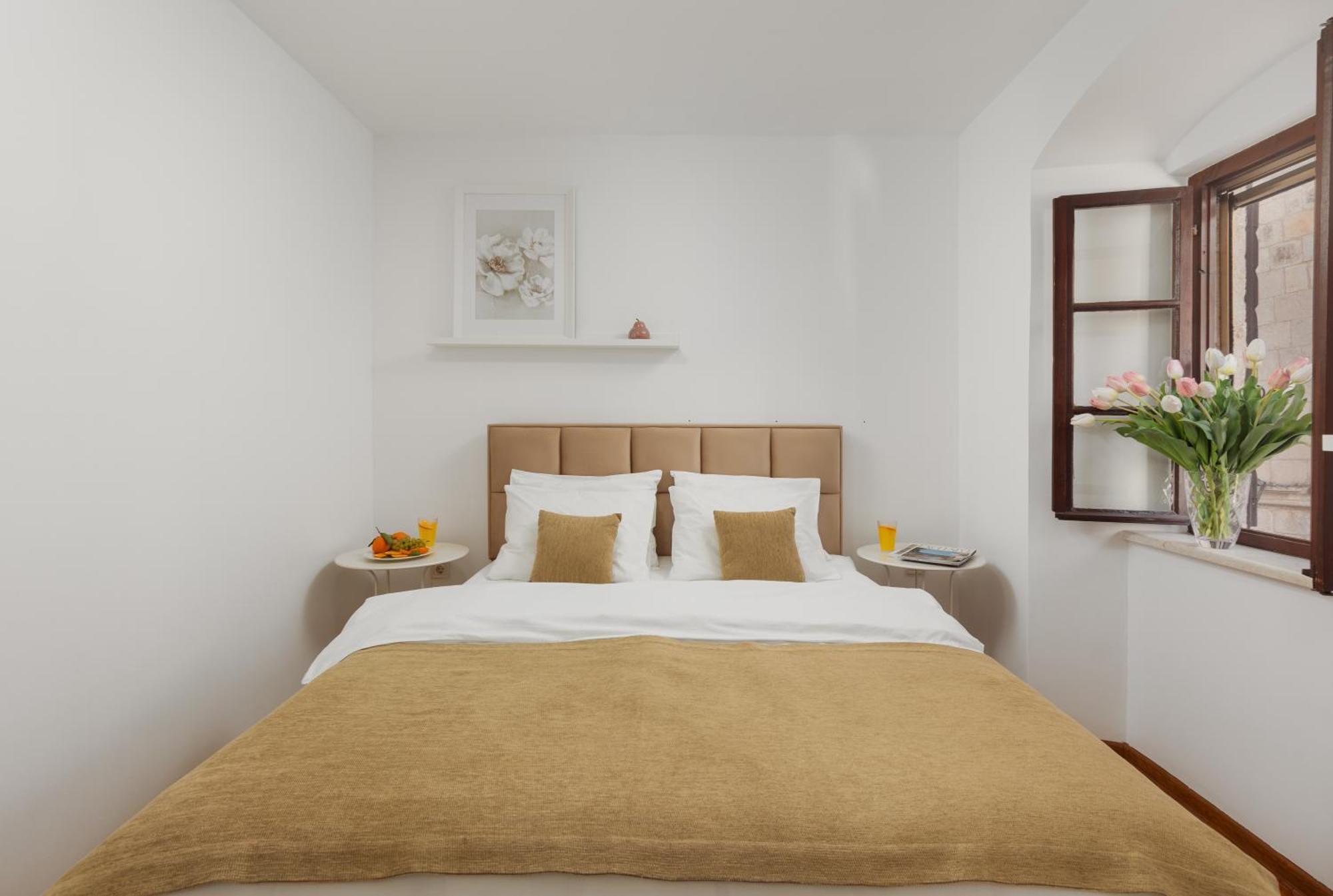 Old Town St Tryphon Apartment Котор Экстерьер фото